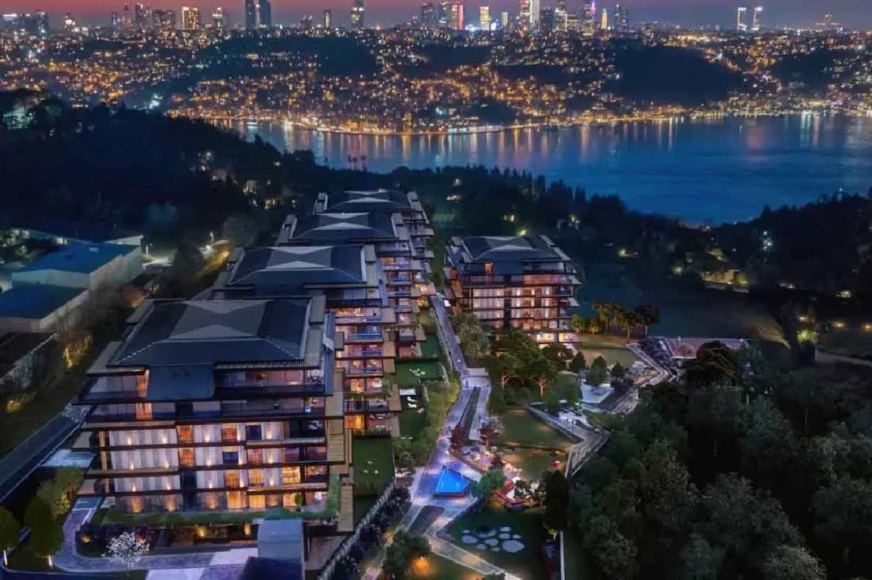 Elie Saab Bosphorus