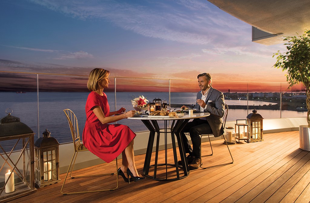 SeaPearl Atakoy (balcony)